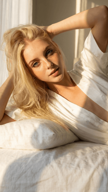 AI girlfriend conversation